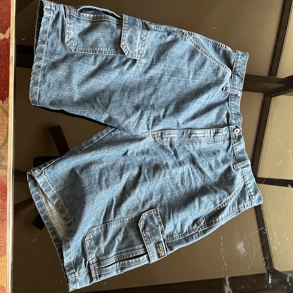 Baggy denim shorts